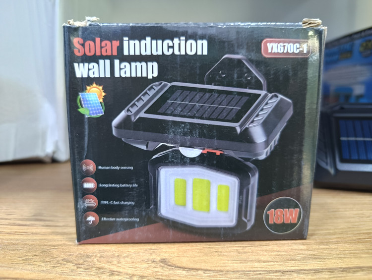 Rechargeable solar wall light model 670 چراغ دیواری خورشیدی شارژی مدل 670